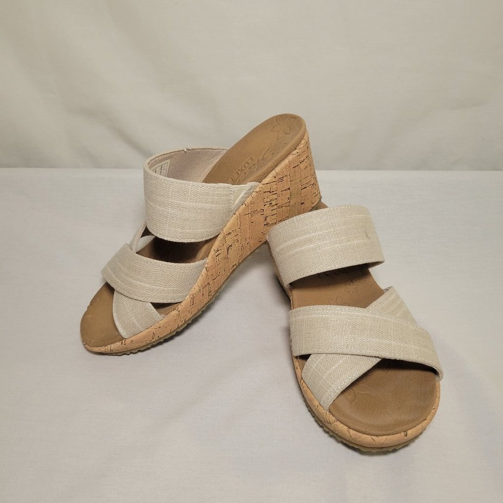 Skechers Women's Beverlee Wedge Sandal Size 5 (Natural)